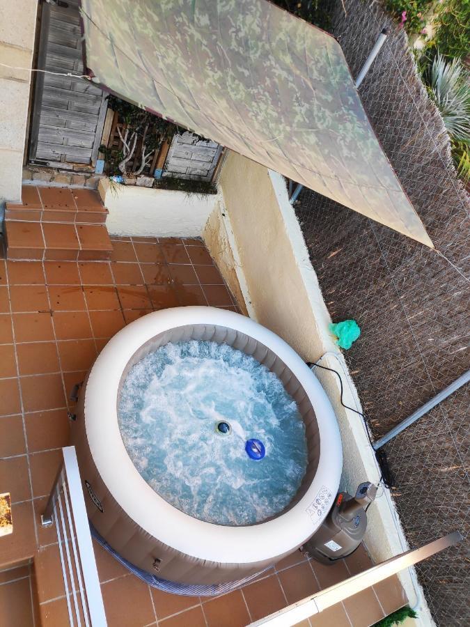 Beach House. Casa Con Piscina Privada كالافيل المظهر الخارجي الصورة